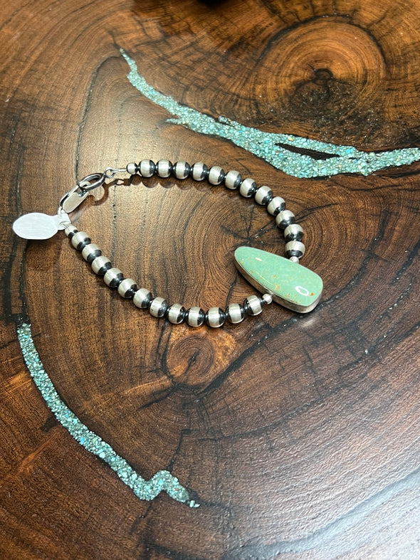 Navajo Pearl Bracelet 6mm with Turquoise Stone 2